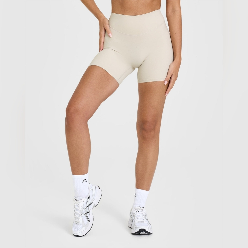 nwt oner active softmotion shorts 6" sand sz s